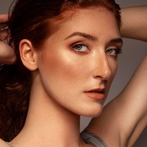 Meet your Posher, Eloise